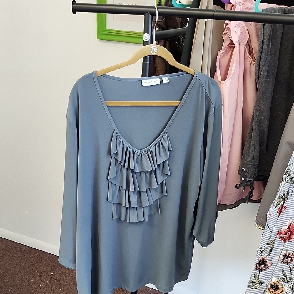 Susan Graver Grey Ruffled Blouse